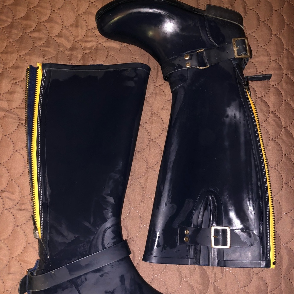 Rainboots